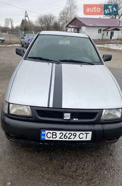 Хэтчбек SEAT Ibiza 1994 в Новой Басане