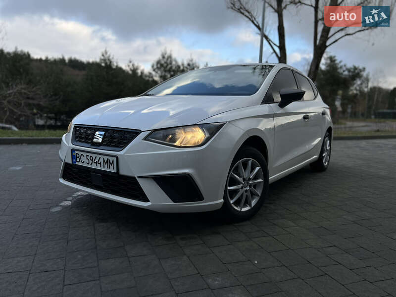 Хетчбек SEAT Ibiza 2018 в Новояворівську