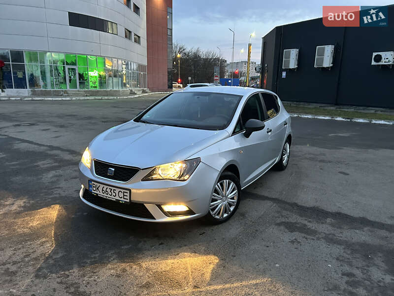 Хетчбек SEAT Ibiza 2012 в Луцьку