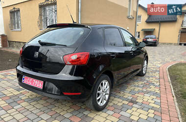 Хэтчбек SEAT Ibiza 2015 в Тысменице