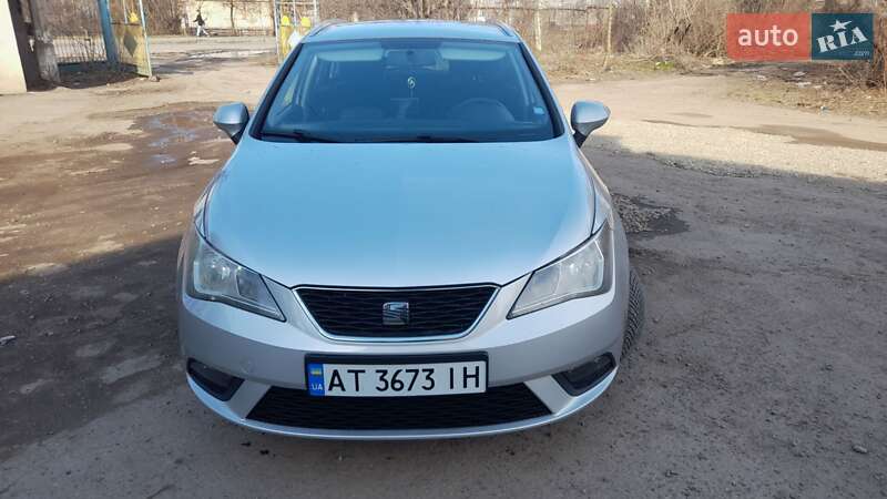 Хетчбек SEAT Ibiza 2013 в Калуші