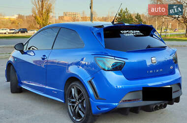 Хэтчбек SEAT Ibiza 2011 в 