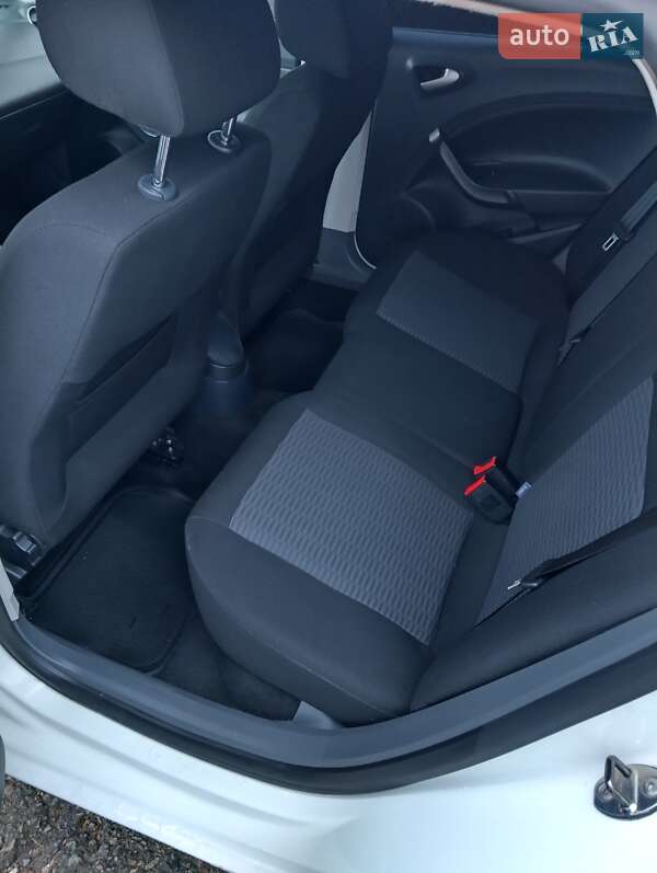 Універсал SEAT Ibiza 2011 в Рівному