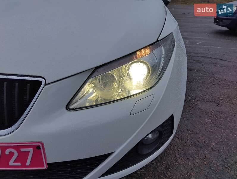 Універсал SEAT Ibiza 2011 в Рівному