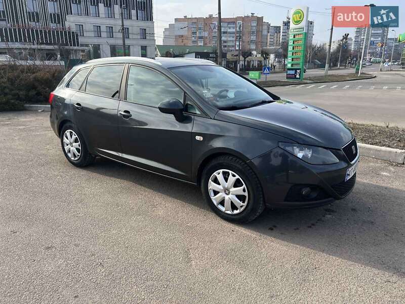Хэтчбек SEAT Ibiza 2010 в Житомире