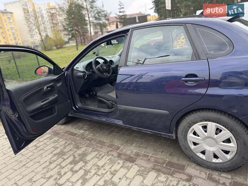 Хэтчбек SEAT Ibiza 2008 в Новояворовске