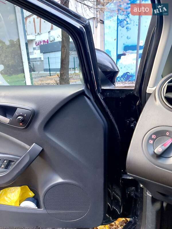 Хэтчбек SEAT Ibiza 2013 в Харькове