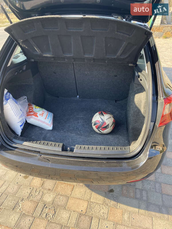 Універсал SEAT Ibiza 2011 в Звягелі