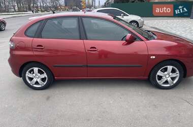 Хэтчбек SEAT Ibiza 2006 в 