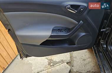 Хетчбек SEAT Ibiza 2012 в 