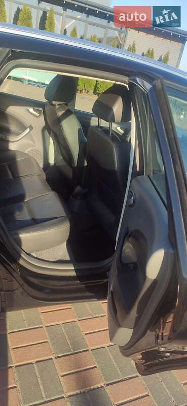 Хетчбек SEAT Ibiza 2011 в Рівному