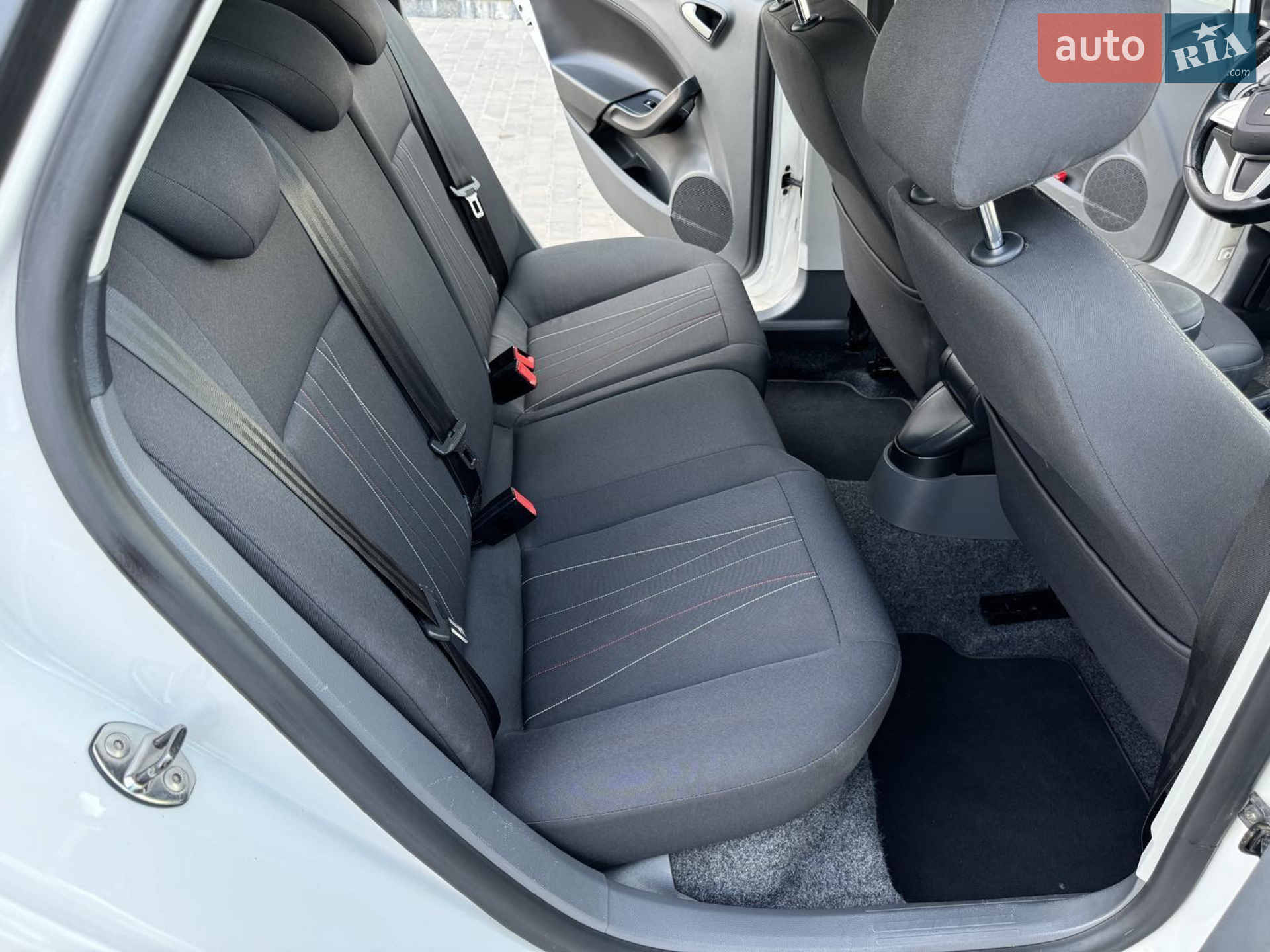 2011 SEAT Ibiza - мініатюра 17
