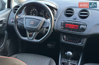 Хэтчбек SEAT Ibiza 2010 в 