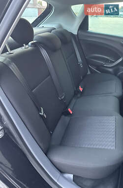 Хэтчбек SEAT Ibiza 2010 в 
