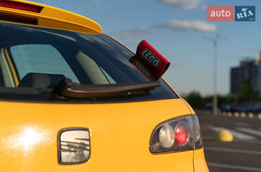 Хетчбек SEAT Ibiza 2009 в 