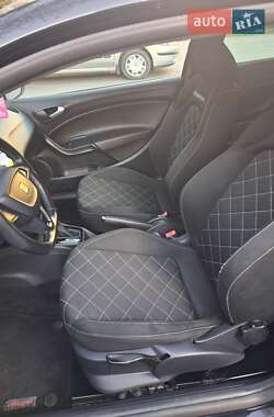Хетчбек SEAT Ibiza 2010 в 