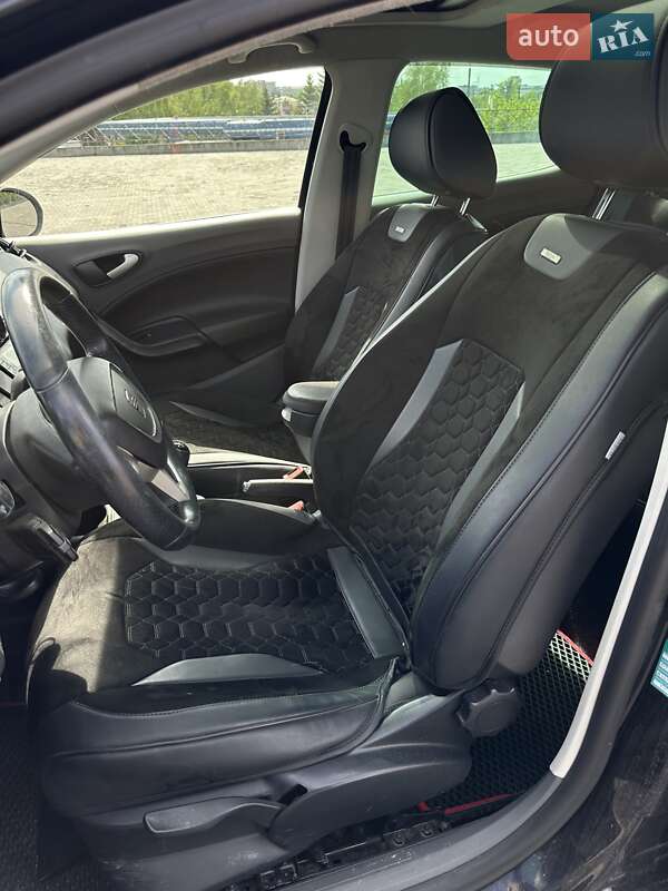 Хетчбек SEAT Ibiza 2010 в Харкові