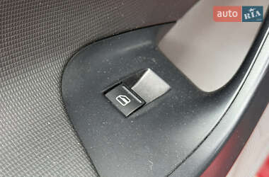 Хетчбек SEAT Ibiza 2011 в 