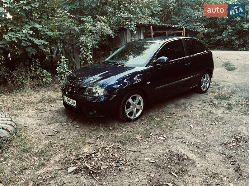Хетчбек SEAT Ibiza 2006 в Гайсину