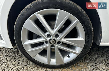 Хэтчбек SEAT Ibiza 2011 в 