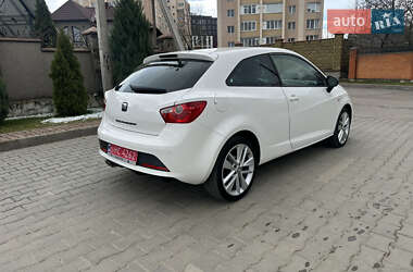 Хэтчбек SEAT Ibiza 2011 в 