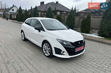 Хэтчбек SEAT Ibiza 2011 в 