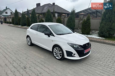 Хэтчбек SEAT Ibiza 2011 в 