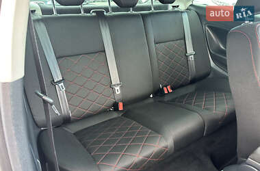 Хэтчбек SEAT Ibiza 2011 в 