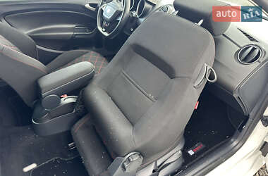 Хэтчбек SEAT Ibiza 2011 в 