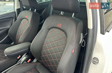 Хэтчбек SEAT Ibiza 2011 в 