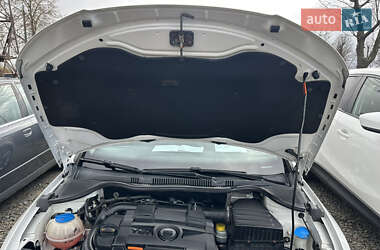 Хэтчбек SEAT Ibiza 2011 в 