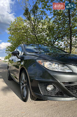 Хэтчбек SEAT Ibiza 2010 в 