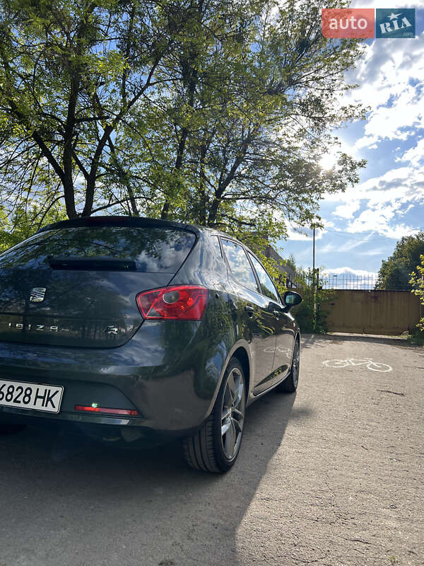 Хетчбек SEAT Ibiza 2010 в Ковелі