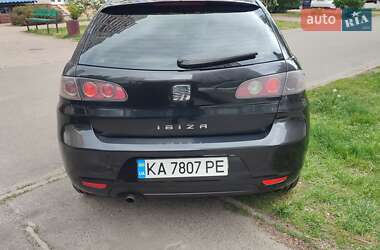 Хэтчбек SEAT Ibiza 2007 в 