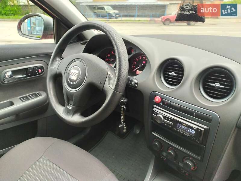 Хетчбек SEAT Ibiza 2006 в Білій Церкві