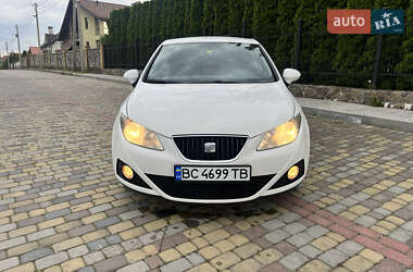 Хэтчбек SEAT Ibiza 2010 в 