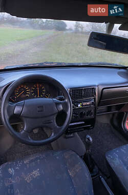 Хэтчбек SEAT Ibiza 1996 в 
