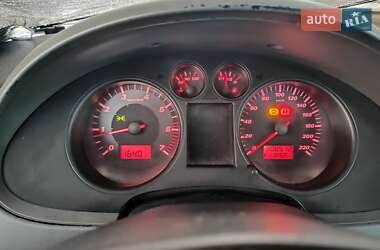 Хэтчбек SEAT Ibiza 2003 в Днепре