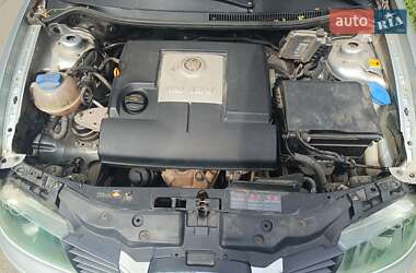 Хэтчбек SEAT Ibiza 2003 в Днепре