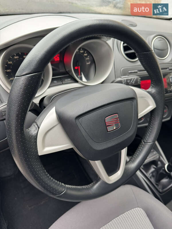 Универсал SEAT Ibiza 2011 в Луцке