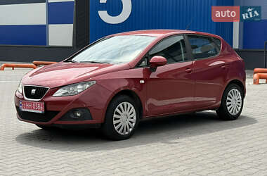 Хэтчбек SEAT Ibiza 2011 в 