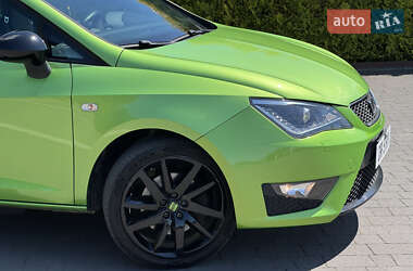 Хэтчбек SEAT Ibiza 2012 в 