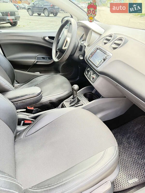 Хэтчбек SEAT Ibiza 2009 в Житомире
