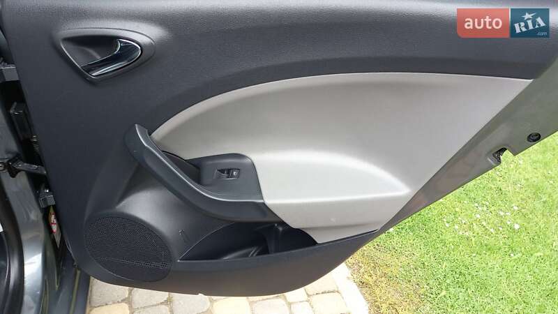 Хетчбек SEAT Ibiza 2013 в Калуші
