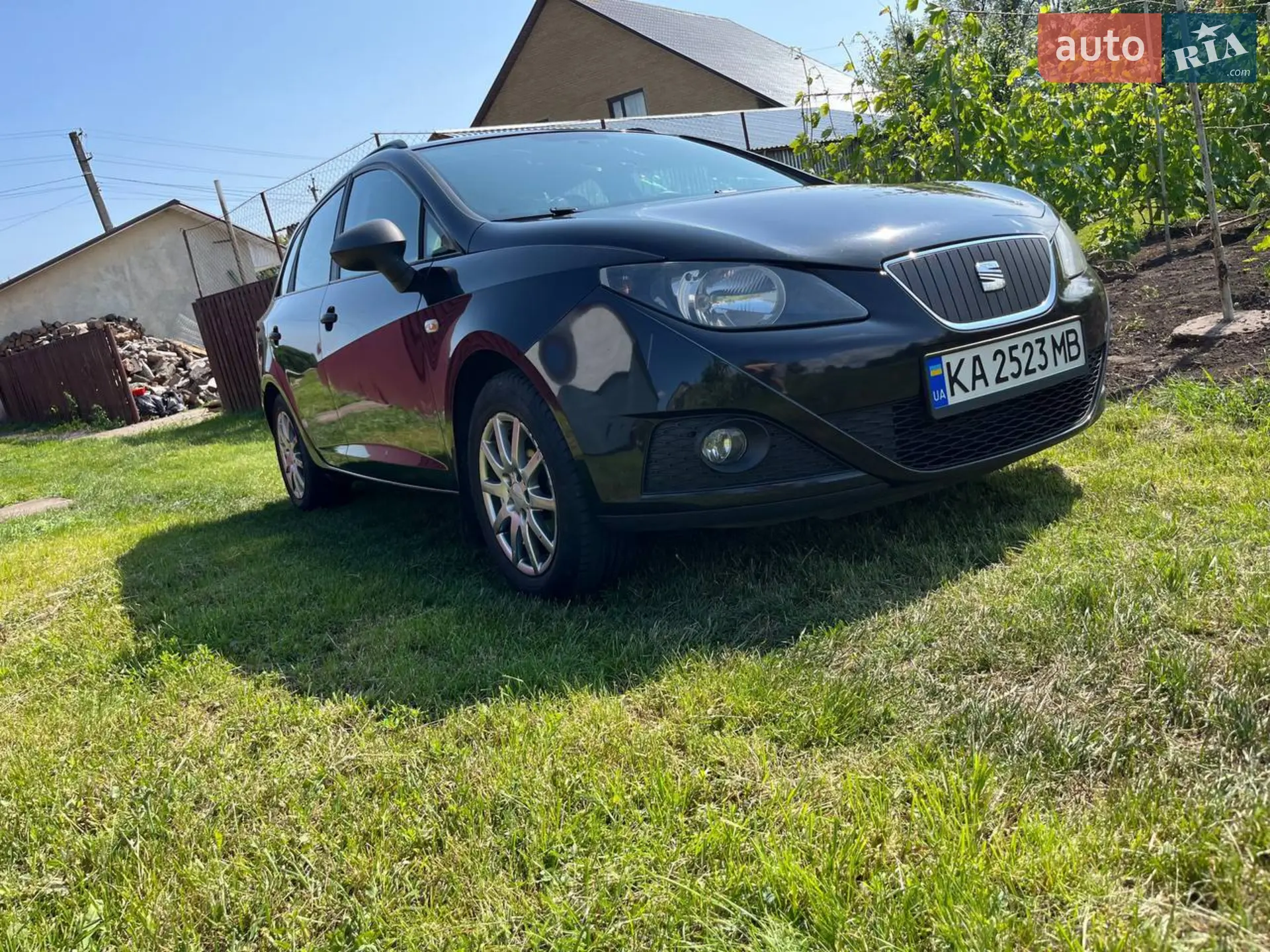 2011 SEAT Ibiza - мініатюра 2