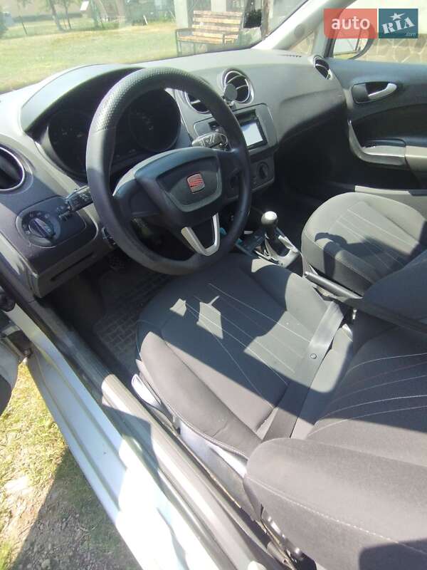 Хетчбек SEAT Ibiza 2011 в Івано-Франківську