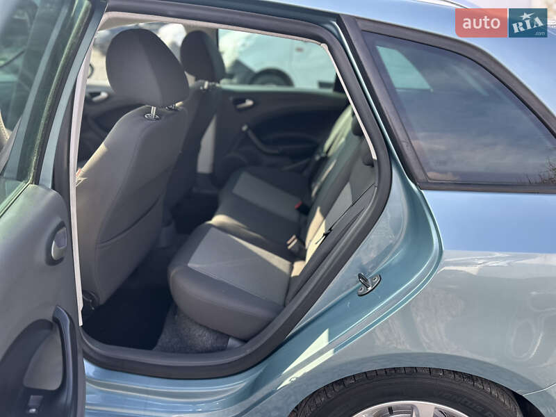 Универсал SEAT Ibiza 2010 в Ровно