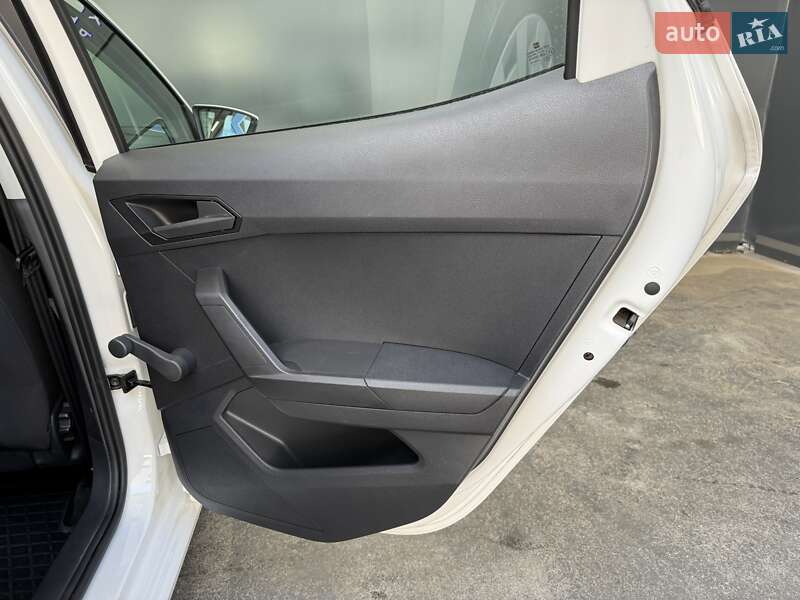 Хэтчбек SEAT Ibiza 2021 в Киеве