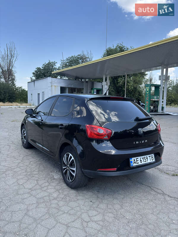 Хэтчбек SEAT Ibiza 2008 в Днепре