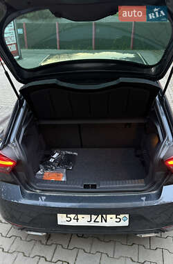 Хэтчбек SEAT Ibiza 2025 в 